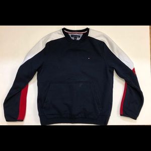Tommy Hilfiger sweater used twice bought for 100